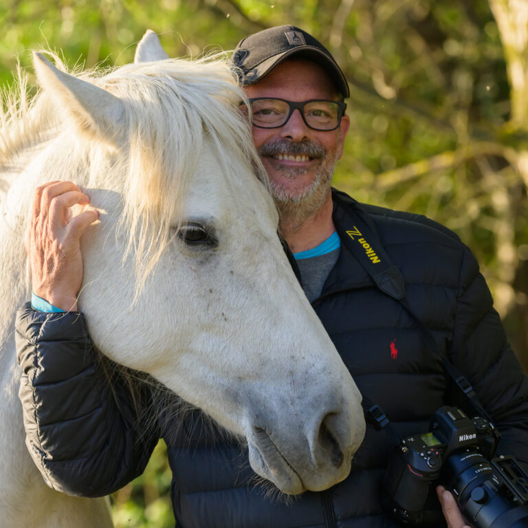 Kevin Pepper with Camargue horse on our photo workshop
