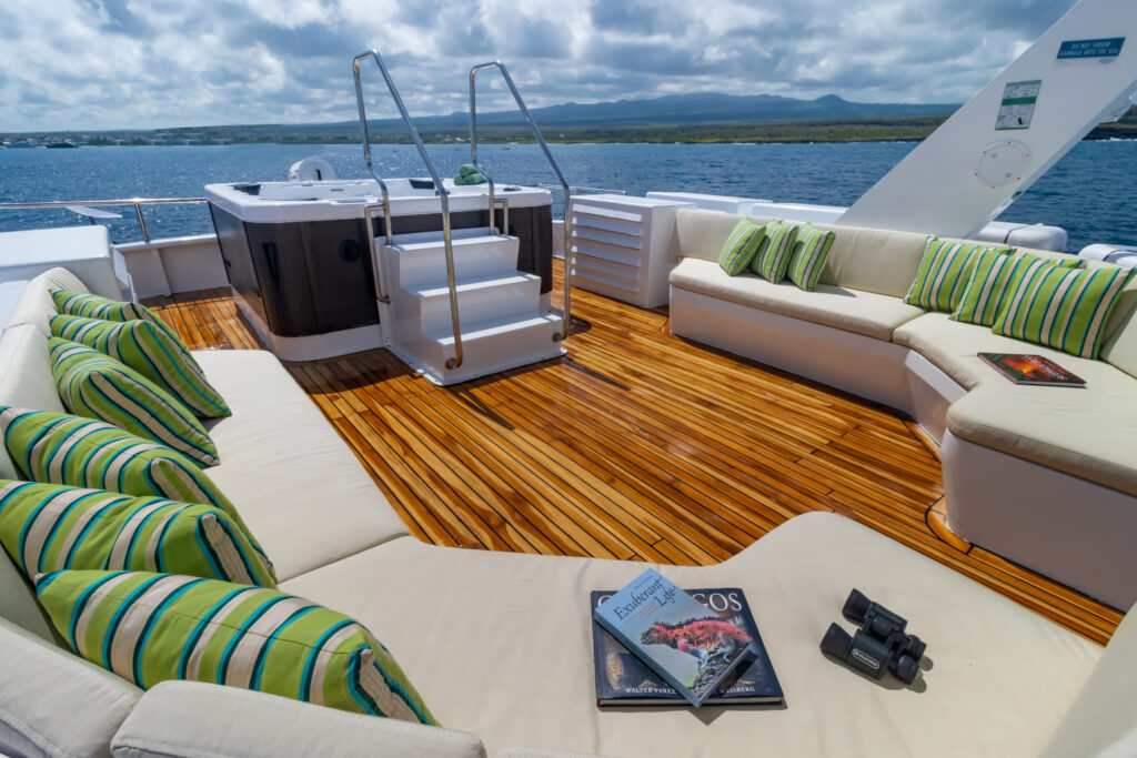 Galapagos Angel sundeck